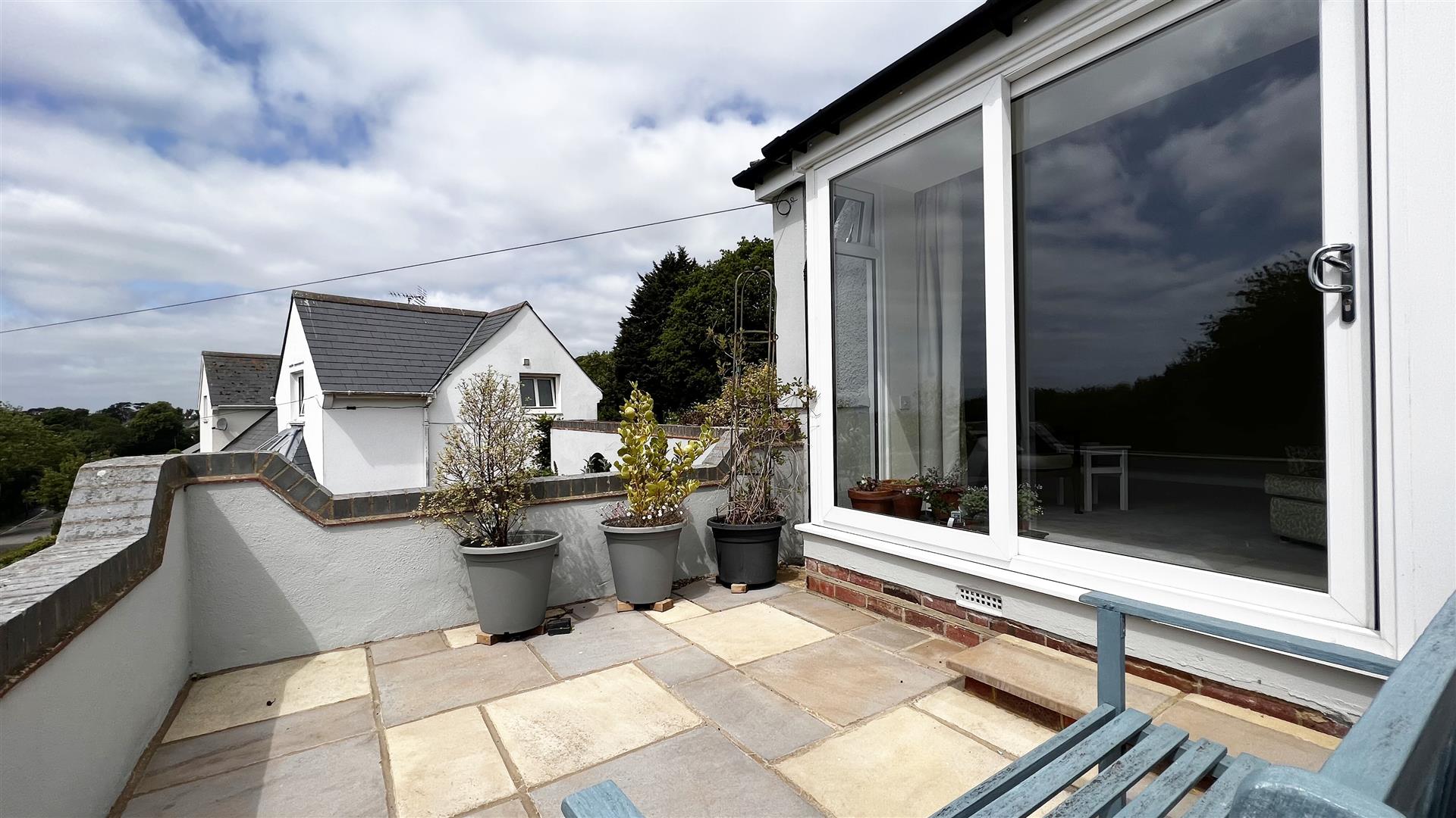 Ochiltree Road, Hastings Rush, Witt & Wilson